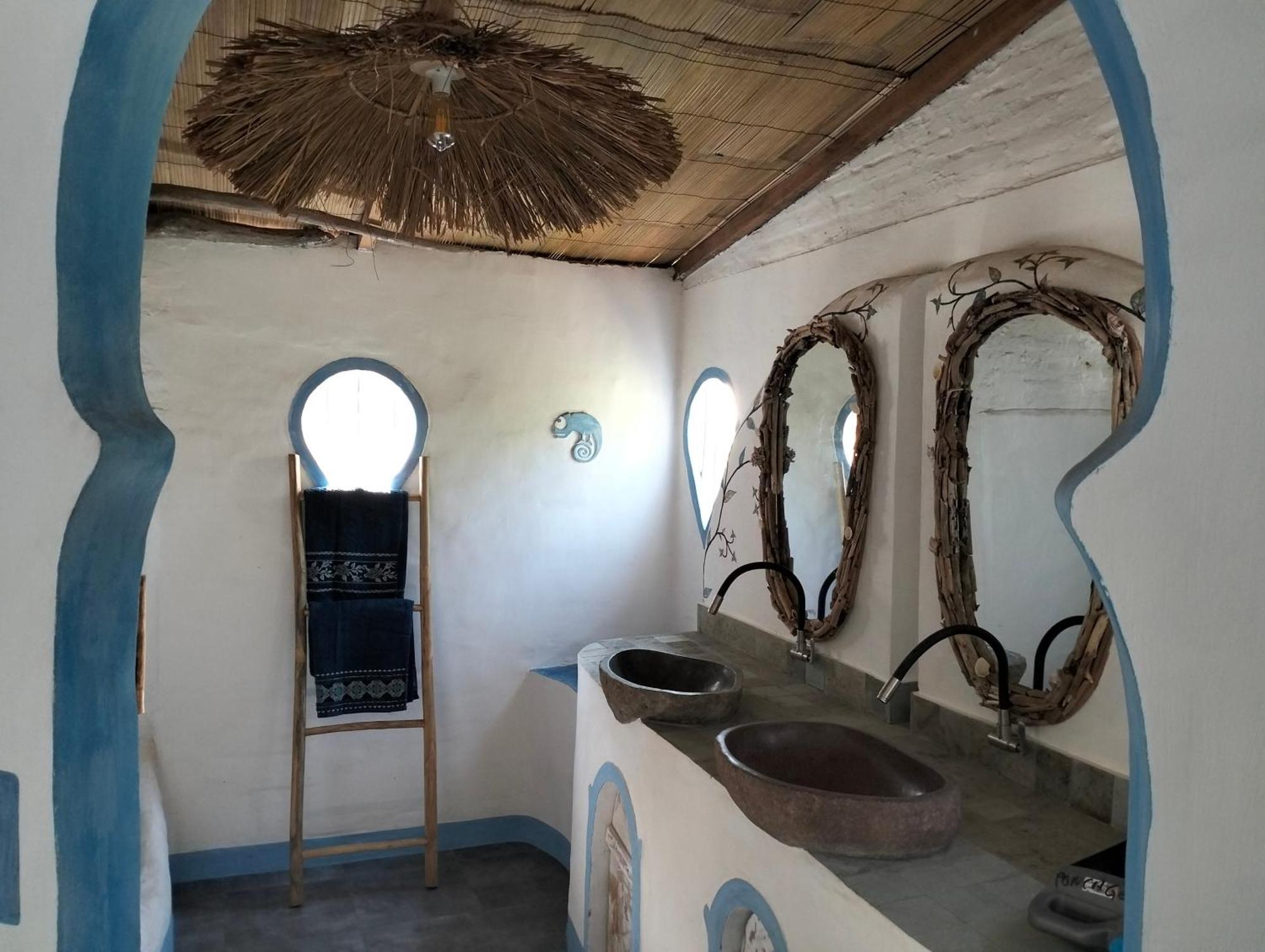 Shaya Cottage 세코통 외부 사진